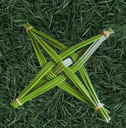 Handmade St. Brigid’s Cross – An Irish Symbol of Protection & Heritage